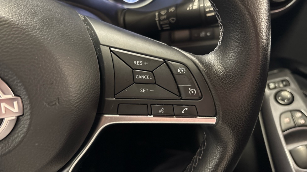 Nissan Juke 1.6 Hybrid N-Connecta 5dr Auto Hybrid Hatchback - Image 26