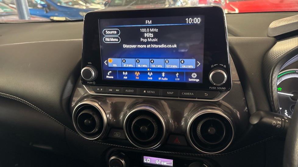 Nissan Juke 1.6 Hybrid N-Connecta 5dr Auto Hybrid Hatchback - Image 35
