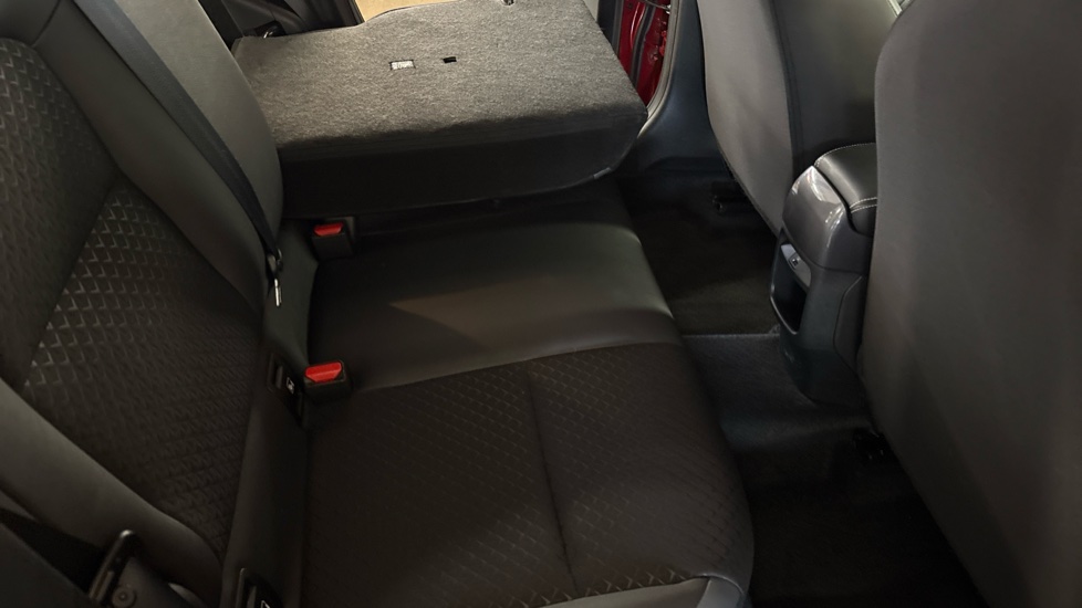 Nissan Juke 1.6 Hybrid N-Connecta 5dr Auto Hybrid Hatchback - Image 68