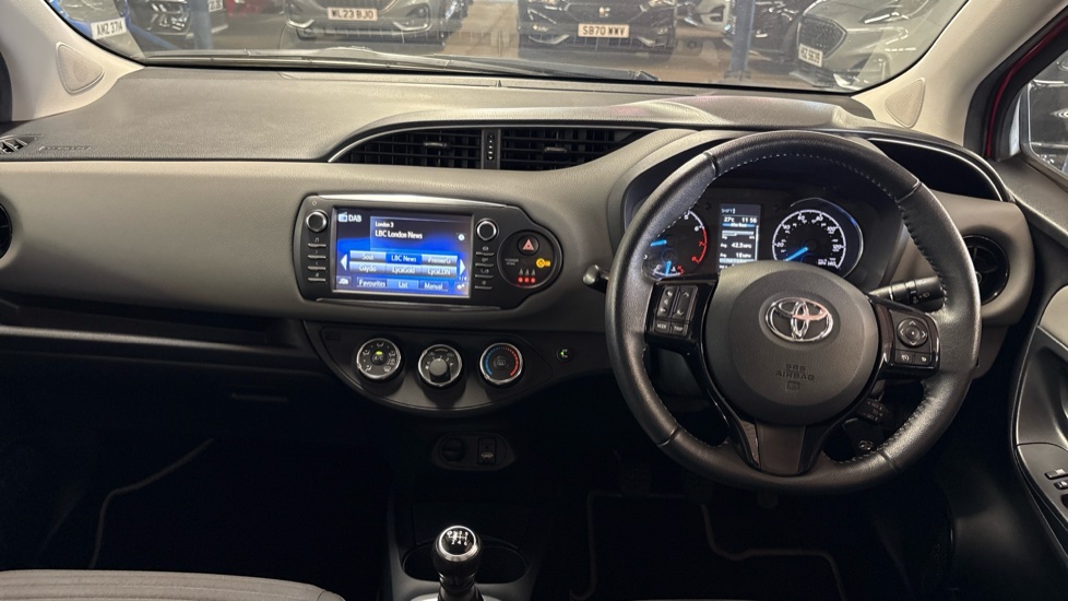 Toyota Yaris 1.5 VVT-i Icon Tech 5dr Petrol Hatchback - Image 10