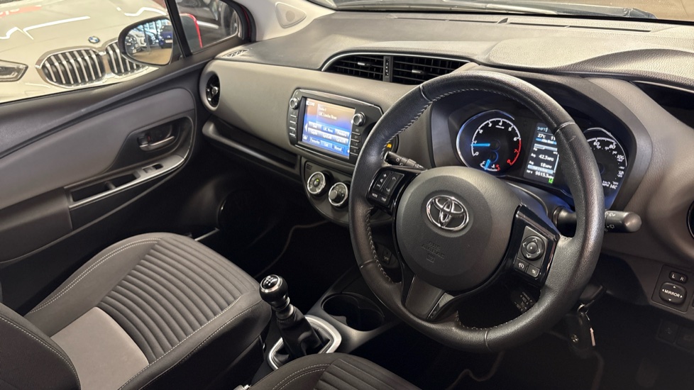 Toyota Yaris 1.5 VVT-i Icon Tech 5dr Petrol Hatchback - Image 14