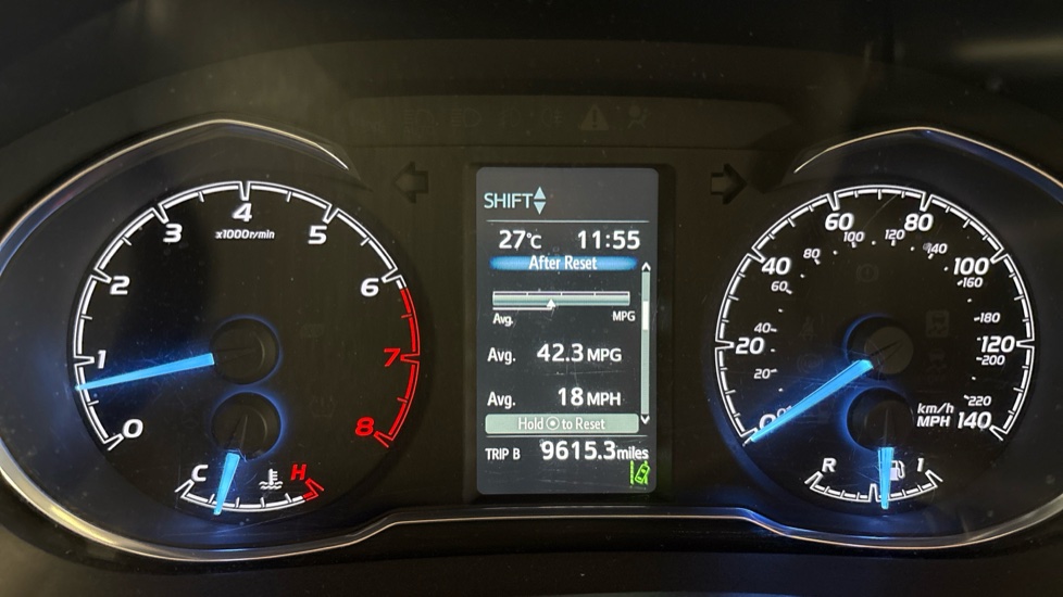 Toyota Yaris 1.5 VVT-i Icon Tech 5dr Petrol Hatchback - Image 18