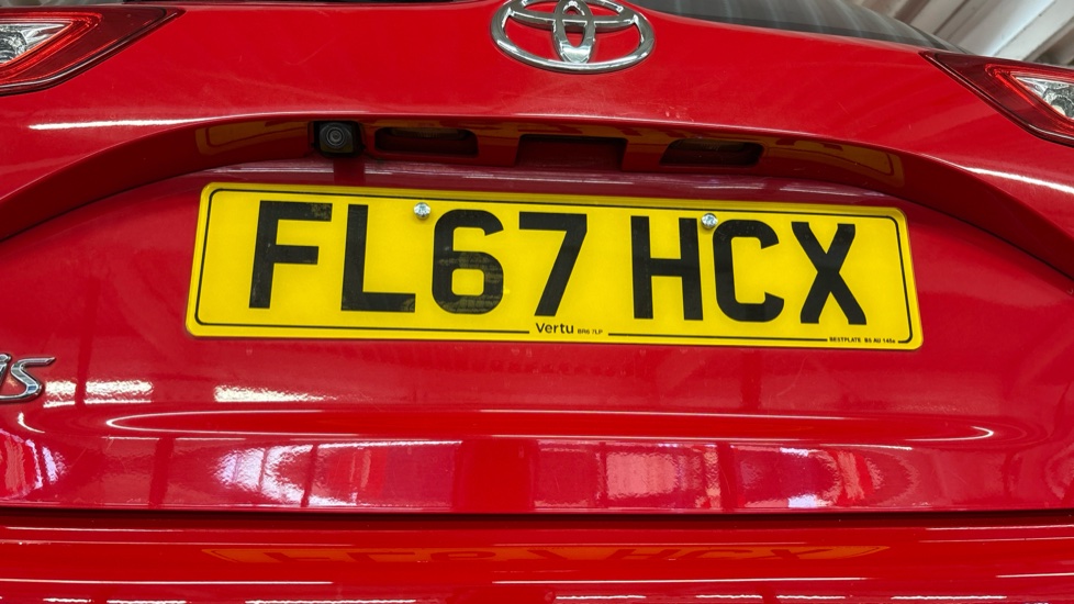 Toyota Yaris 1.5 VVT-i Icon Tech 5dr Petrol Hatchback - Image 47