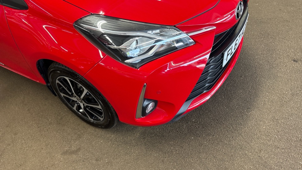 Toyota Yaris 1.5 VVT-i Icon Tech 5dr Petrol Hatchback - Image 68