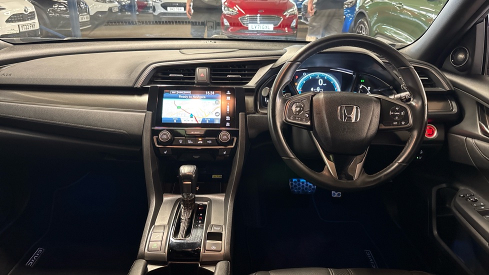 Honda Civic 1.5 VTEC Turbo Prestige 5dr CVT Petrol Hatchback - Image 10