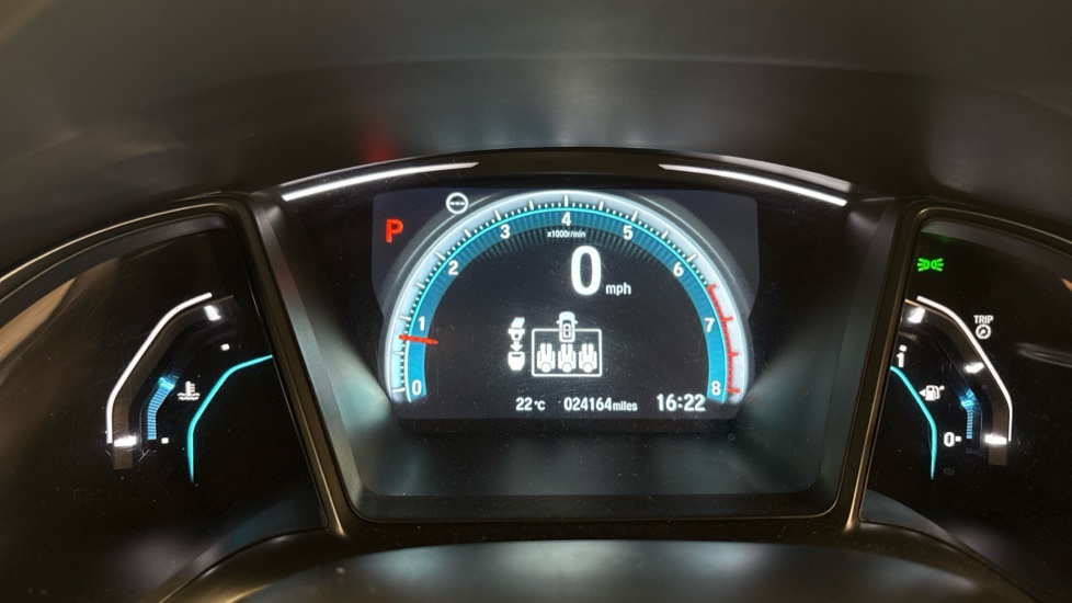 Honda Civic 1.5 VTEC Turbo Prestige 5dr CVT Petrol Hatchback - Image 18