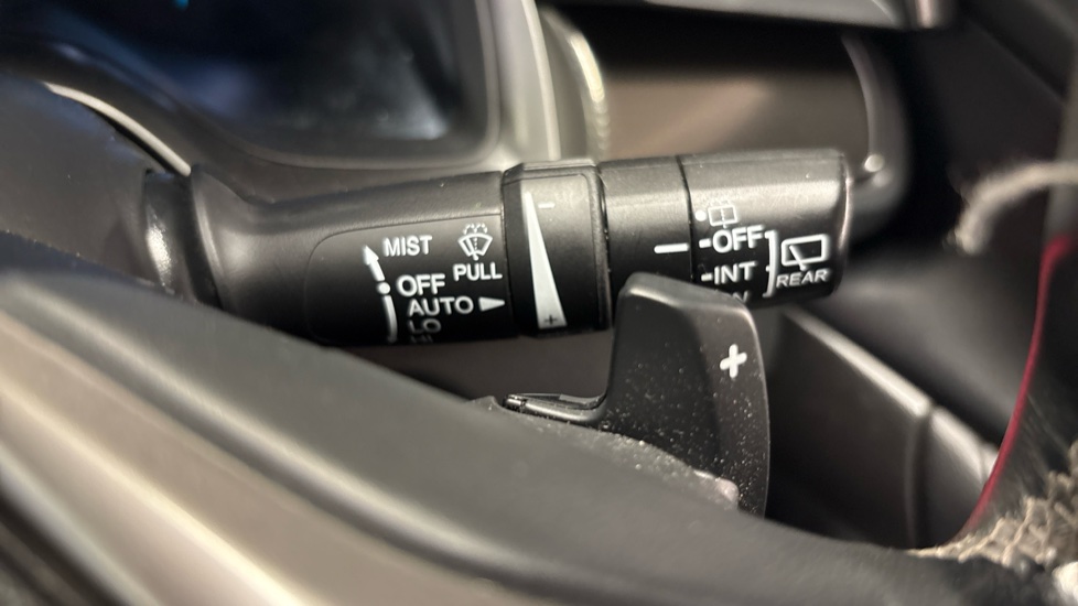 Honda Civic 1.5 VTEC Turbo Prestige 5dr CVT Petrol Hatchback - Image 35