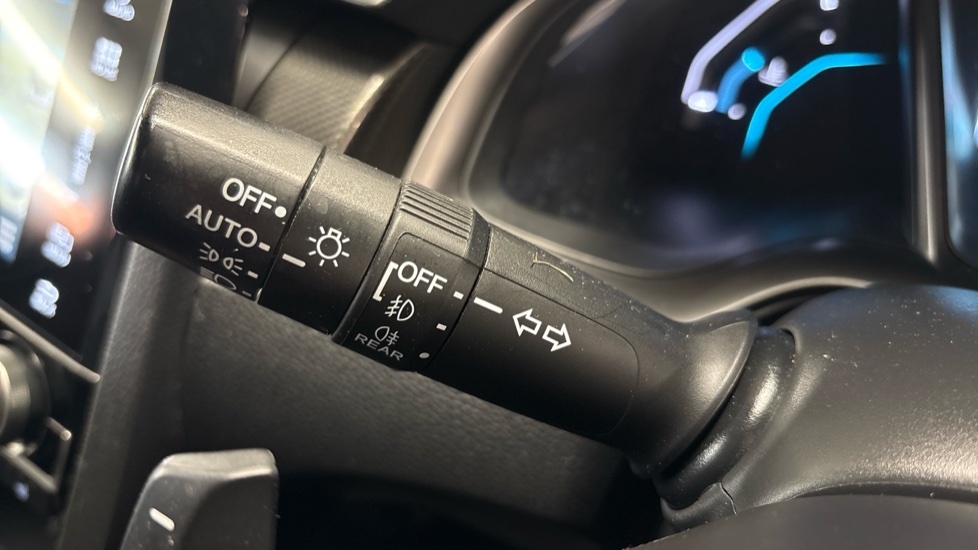 Honda Civic 1.5 VTEC Turbo Prestige 5dr CVT Petrol Hatchback - Image 36