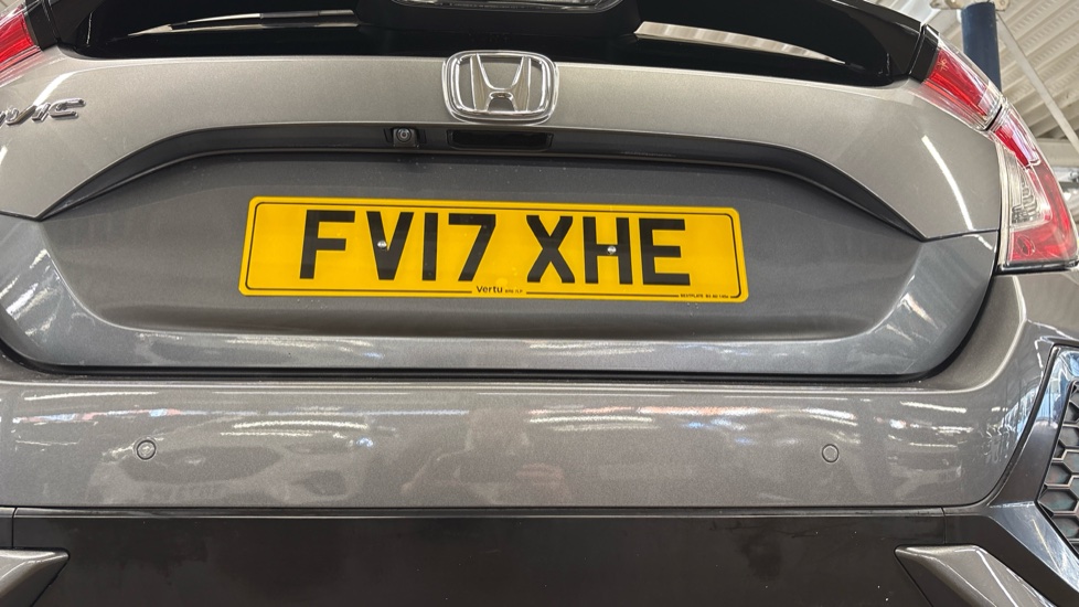 Honda Civic 1.5 VTEC Turbo Prestige 5dr CVT Petrol Hatchback - Image 51