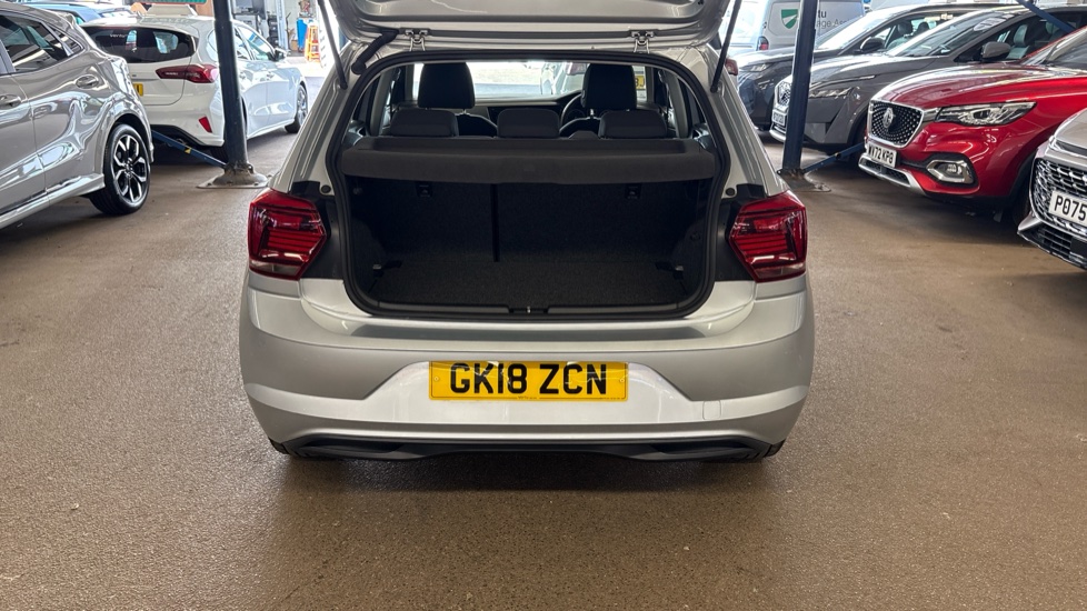 Volkswagen Polo 1.0 TSI 95 SE 5dr Petrol Hatchback - Image 4