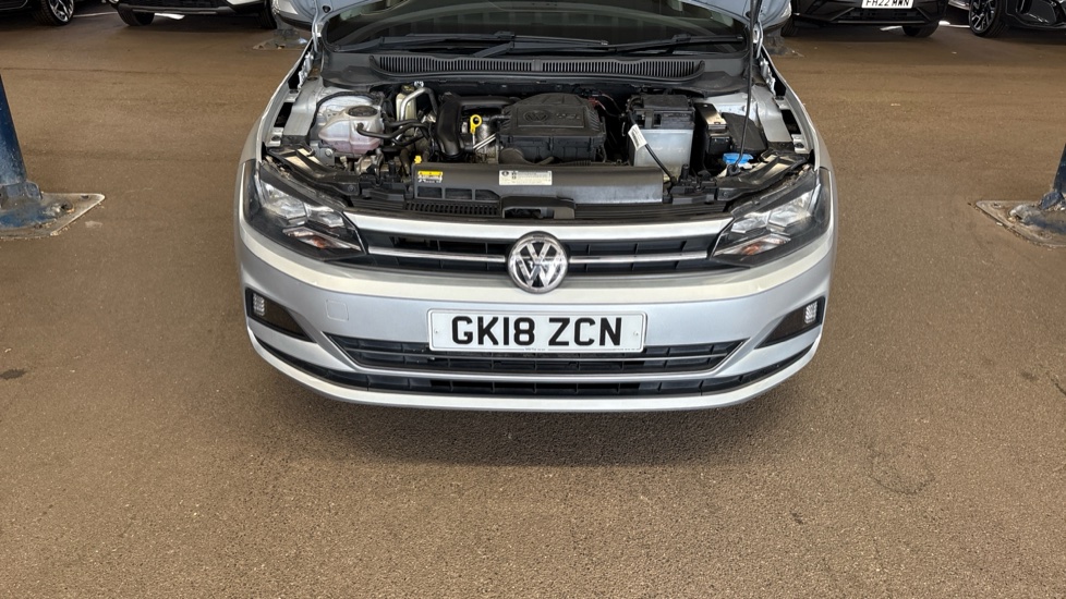 Volkswagen Polo 1.0 TSI 95 SE 5dr Petrol Hatchback - Image 8