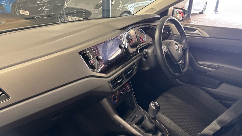Volkswagen Polo 1.0 TSI 95 SE 5dr Petrol Hatchback - Image 9