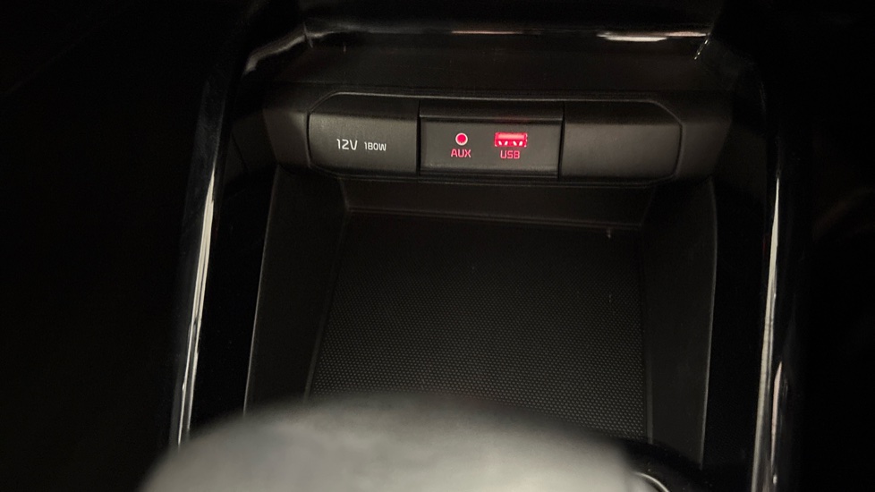 Kia Stonic 1.0T GDi Maxx 5dr Auto Petrol Estate - Image 37