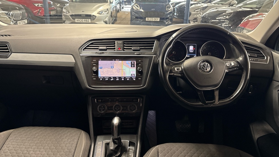 Volkswagen Tiguan 2.0 TDi 150 SE Nav 5dr DSG Diesel Estate - Image 10