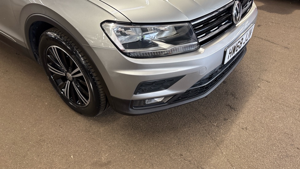 Volkswagen Tiguan 2.0 TDi 150 SE Nav 5dr DSG Diesel Estate - Image 69