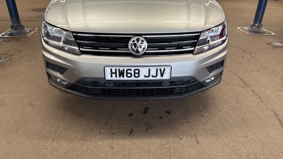 Volkswagen Tiguan 2.0 TDi 150 SE Nav 5dr DSG Diesel Estate - Image 70