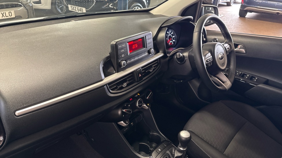 Kia Picanto 1.0 2 5dr [4 seats] Petrol Hatchback - Image 9