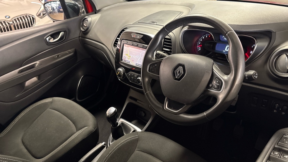 Renault Captur 0.9 TCE 90 Iconic 5dr Petrol Hatchback - Image 11