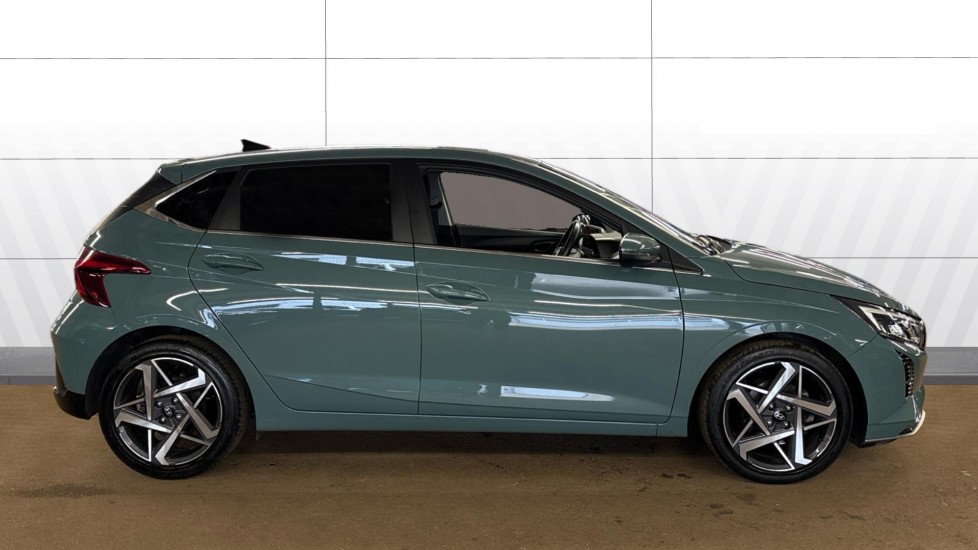 Hyundai i20 1.0T GDi Premium 5dr Petrol Hatchback - Image 5
