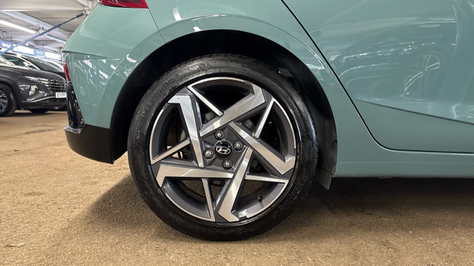 Hyundai i20 1.0T GDi Premium 5dr Petrol Hatchback - Image 7