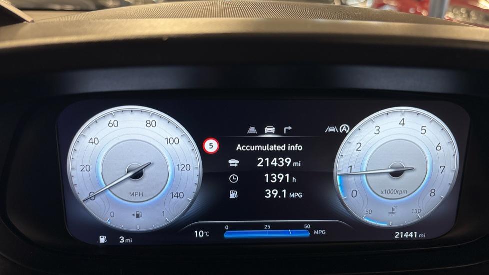 Hyundai i20 1.0T GDi Premium 5dr Petrol Hatchback - Image 18