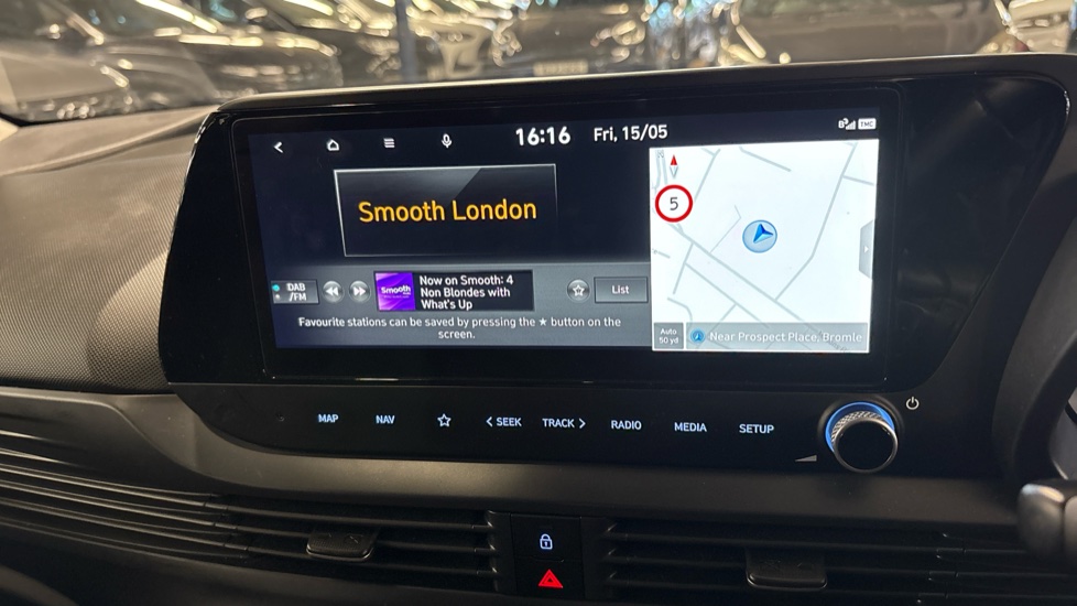 Hyundai i20 1.0T GDi Premium 5dr Petrol Hatchback - Image 33
