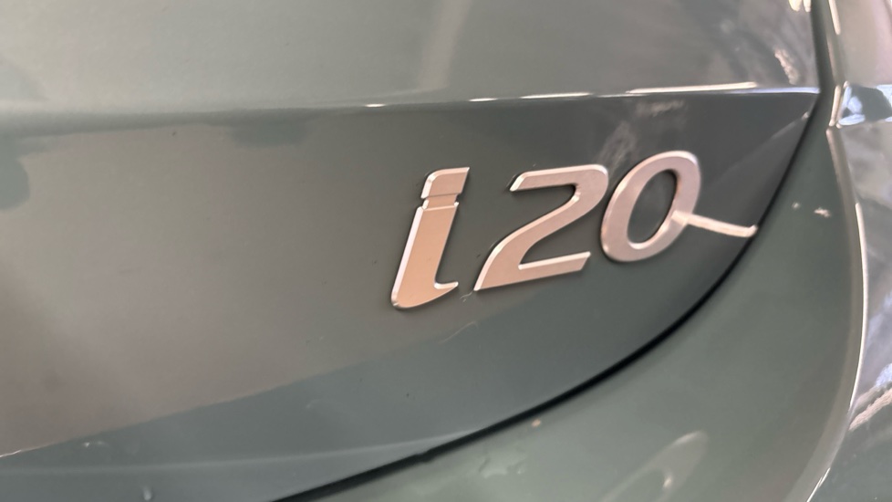 Hyundai i20 1.0T GDi Premium 5dr Petrol Hatchback - Image 46