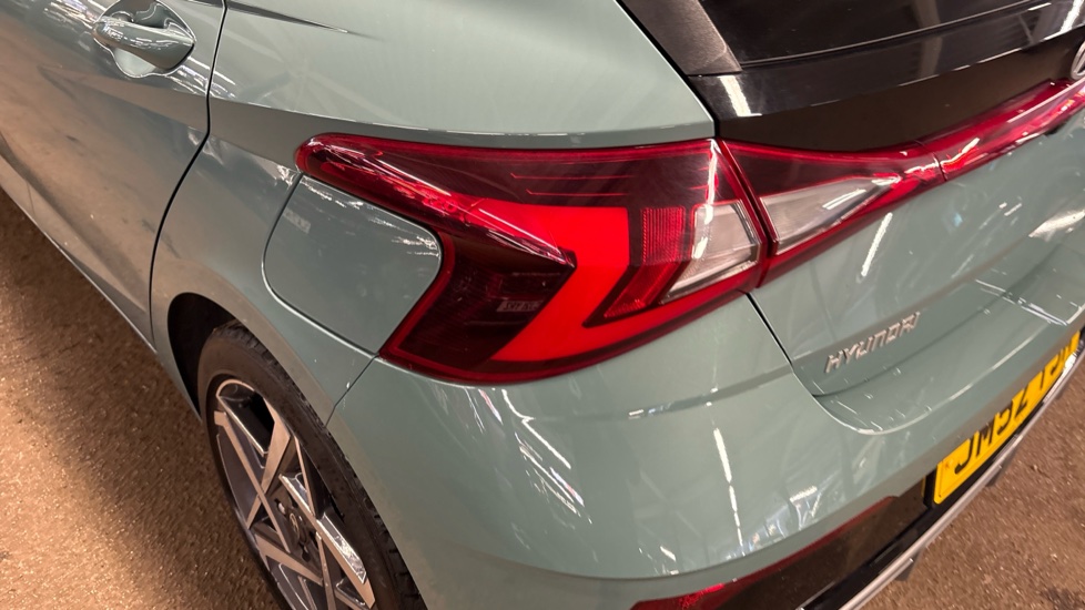 Hyundai i20 1.0T GDi Premium 5dr Petrol Hatchback - Image 50