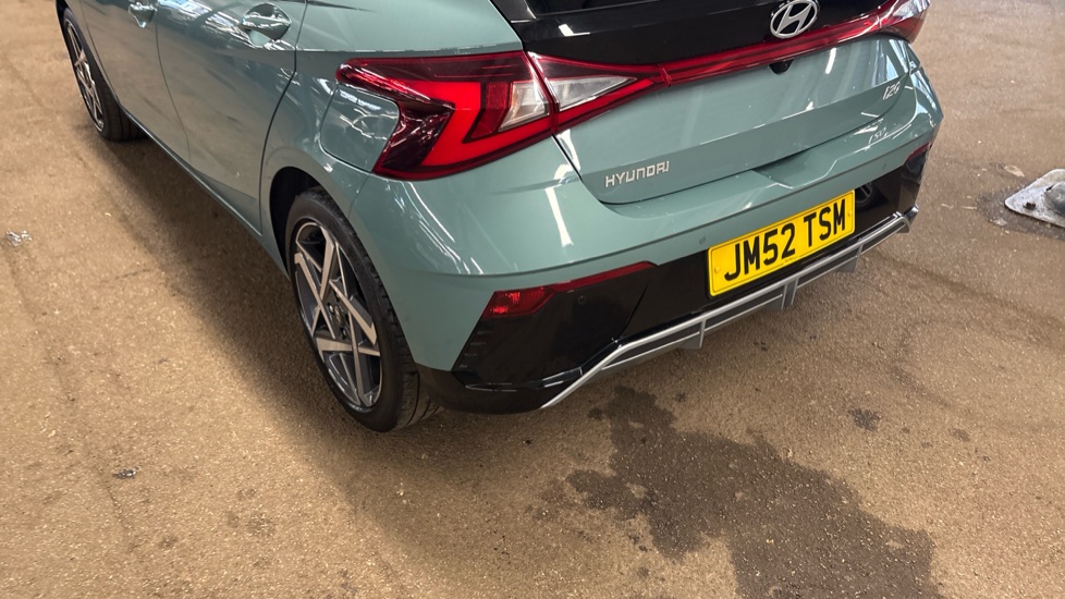 Hyundai i20 1.0T GDi Premium 5dr Petrol Hatchback - Image 51