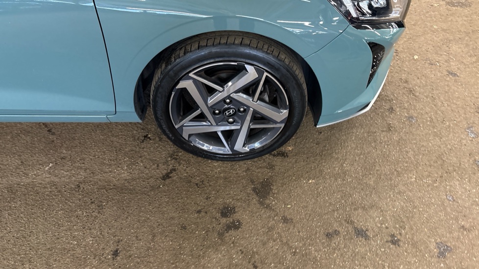 Hyundai i20 1.0T GDi Premium 5dr Petrol Hatchback - Image 53