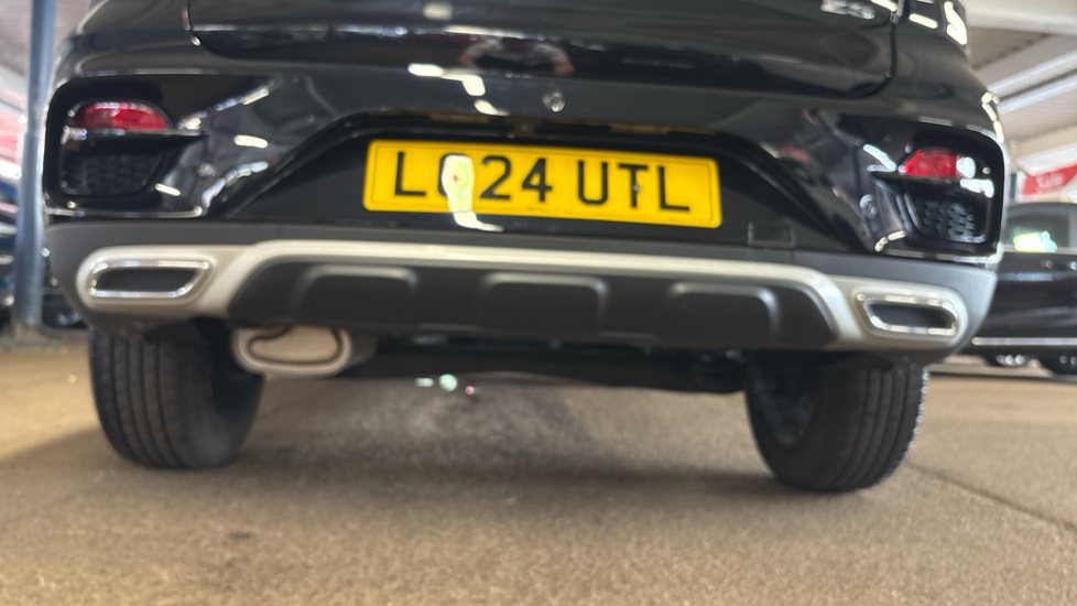 MG ZS 1.5 VTi-TECH Exclusive 5dr Petrol Hatchback - Image 44