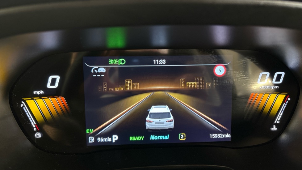MG ZS 1.5 Hybrid+ Trophy 5dr Auto Hybrid Hatchback - Image 18