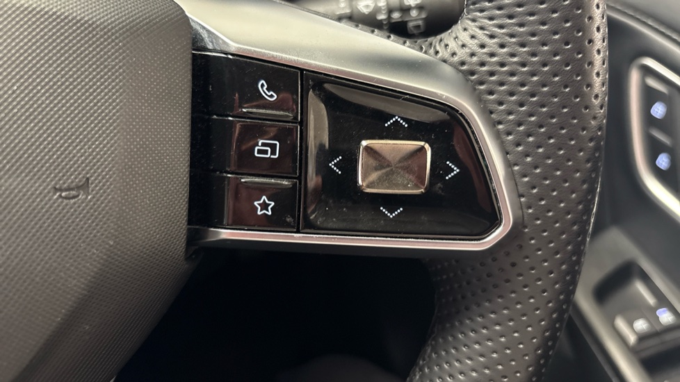 MG ZS 1.5 Hybrid+ Trophy 5dr Auto Hybrid Hatchback - Image 27