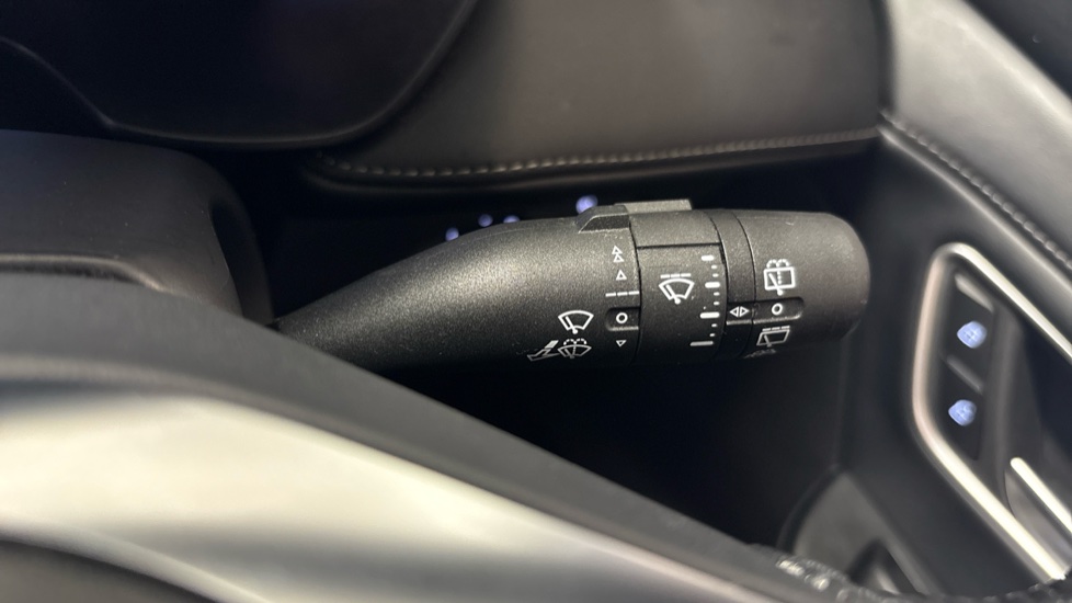 MG ZS 1.5 Hybrid+ Trophy 5dr Auto Hybrid Hatchback - Image 30