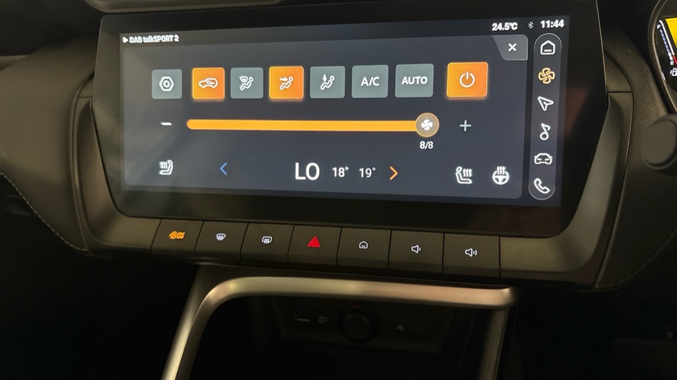 MG ZS 1.5 Hybrid+ Trophy 5dr Auto Hybrid Hatchback - Image 36