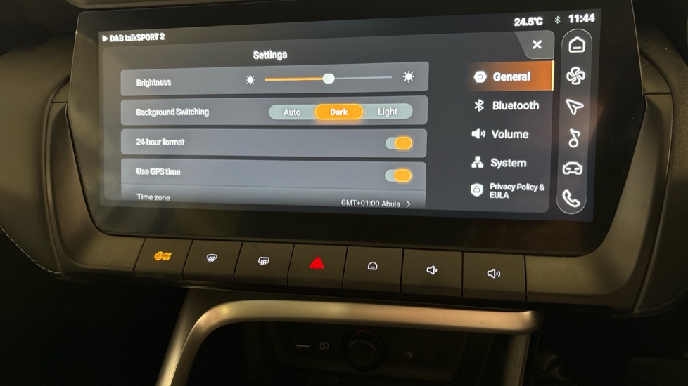 MG ZS 1.5 Hybrid+ Trophy 5dr Auto Hybrid Hatchback - Image 38