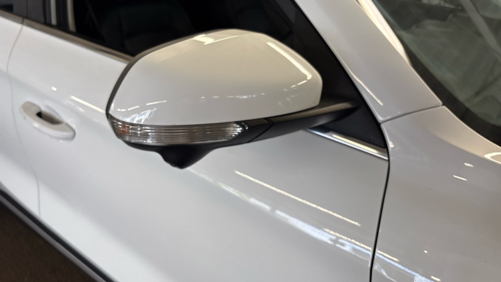 MG ZS 1.5 Hybrid+ Trophy 5dr Auto Hybrid Hatchback - Image 46