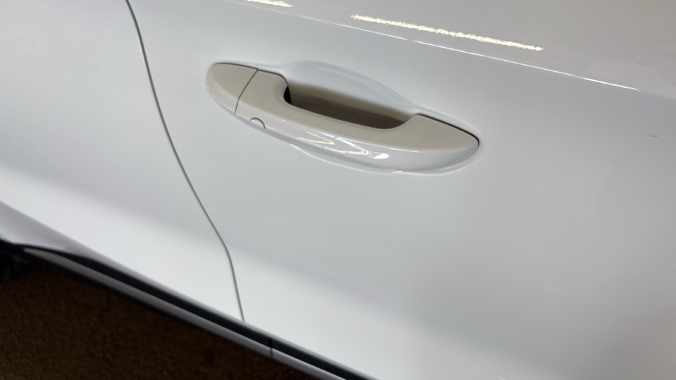 MG ZS 1.5 Hybrid+ Trophy 5dr Auto Hybrid Hatchback - Image 47