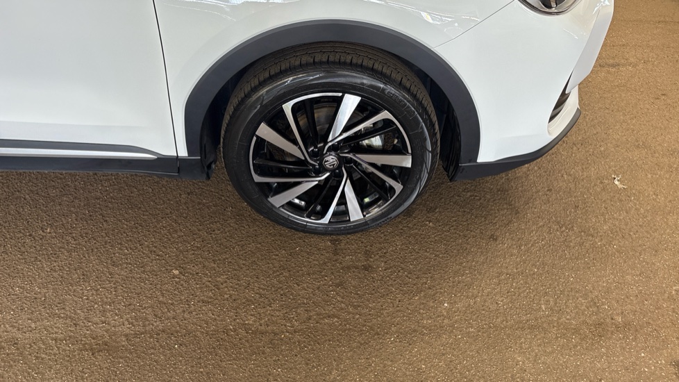 MG ZS 1.5 Hybrid+ Trophy 5dr Auto Hybrid Hatchback - Image 57