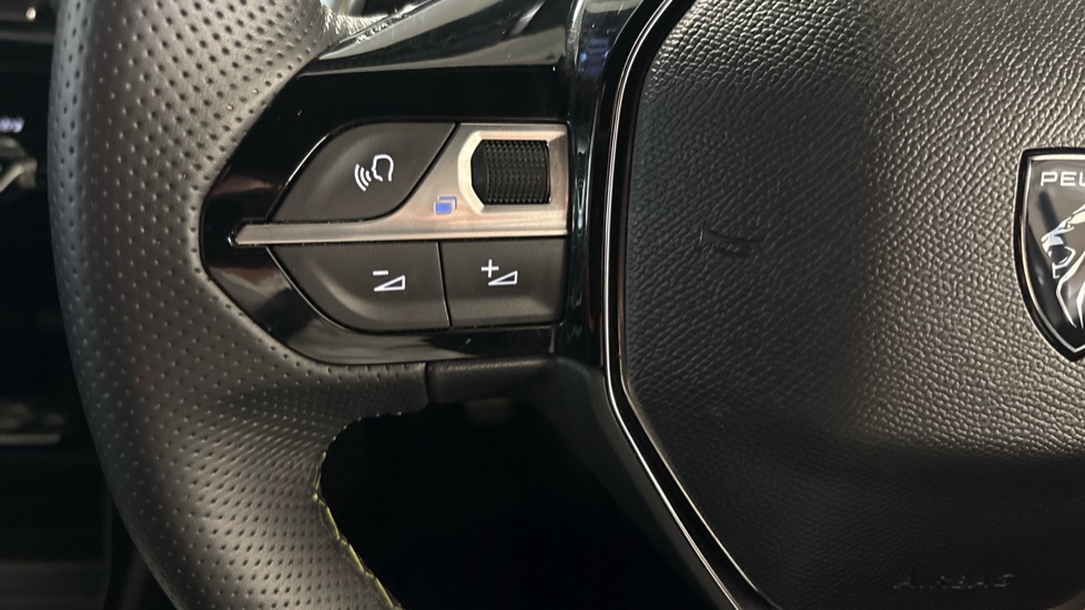 Peugeot 2008 1.2 PureTech 130 GT 5dr EAT8 Petrol Estate - Image 27