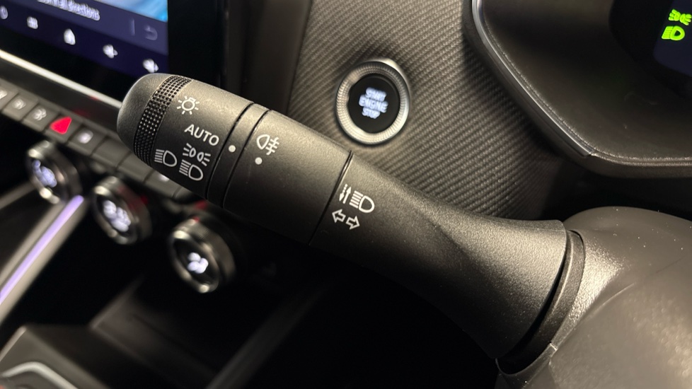 Renault Clio 1.6 E-TECH full hybrid 145 Esprit Alpine 5dr Auto Hybrid Hatchback - Image 31