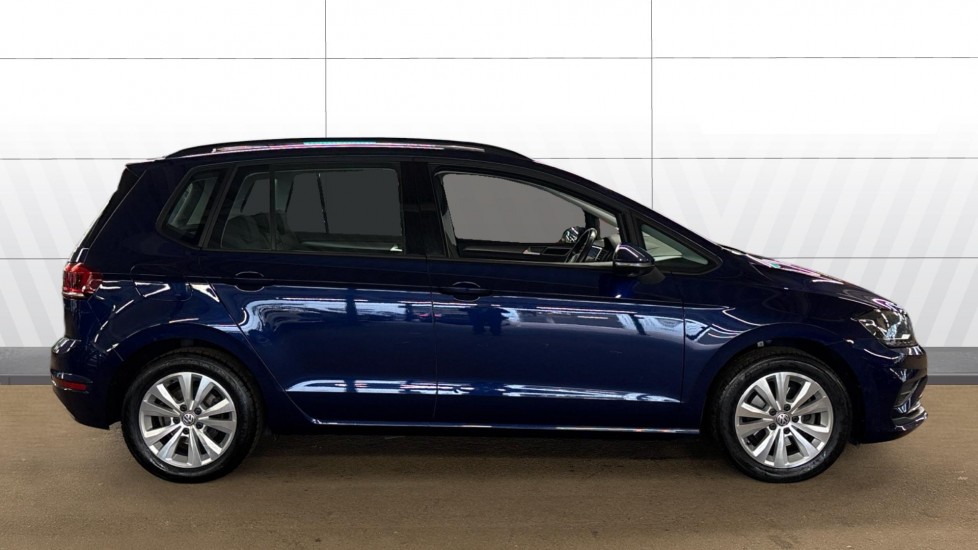 Volkswagen Golf SV 1.5 TSI EVO 150 SE 5dr DSG Petrol Hatchback - Image 5