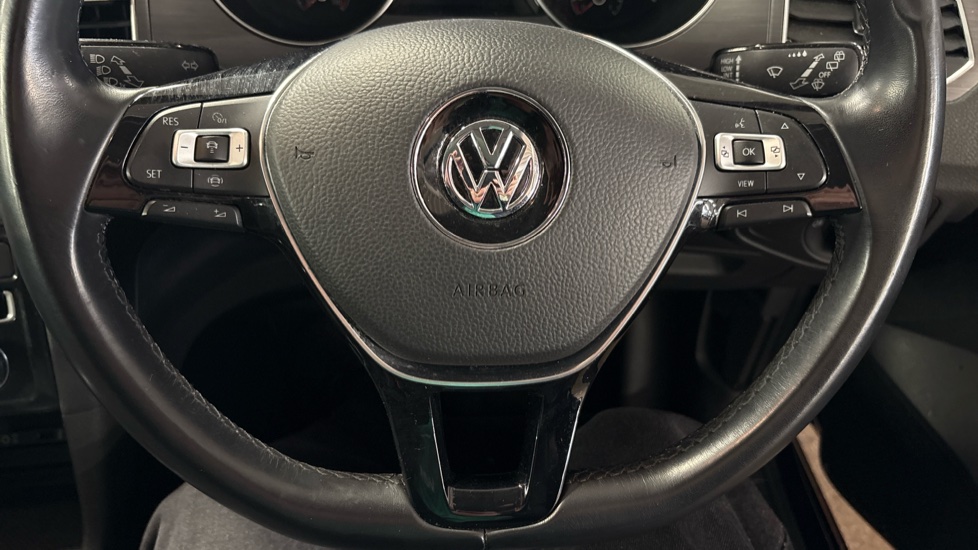 Volkswagen Golf SV 1.5 TSI EVO 150 SE 5dr DSG Petrol Hatchback - Image 30