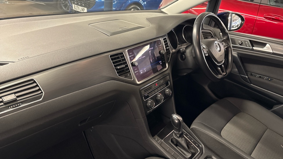 Volkswagen Golf SV 1.5 TSI EVO 150 SE 5dr DSG Petrol Hatchback - Image 65
