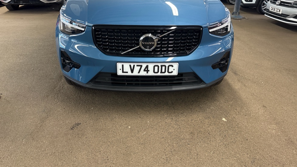 Volvo XC40 2.0 B3P Ultra Dark 5dr Auto Petrol Estate - Image 76