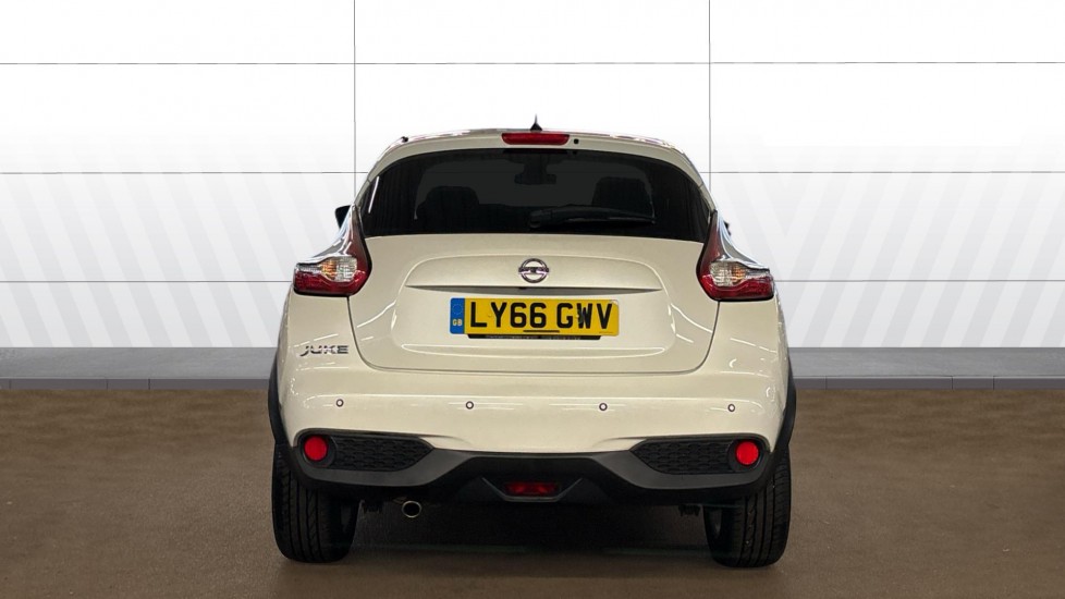 Nissan Juke 1.6 N-Connecta 5dr Xtronic Petrol Hatchback - Image 6