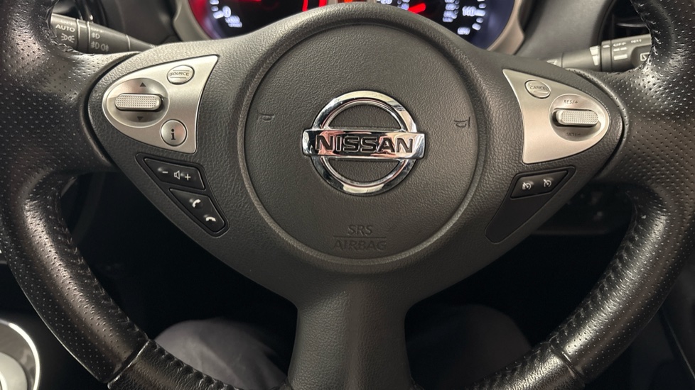 Nissan Juke 1.6 N-Connecta 5dr Xtronic Petrol Hatchback - Image 28