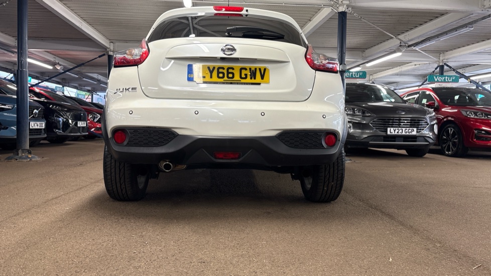 Nissan Juke 1.6 N-Connecta 5dr Xtronic Petrol Hatchback - Image 44