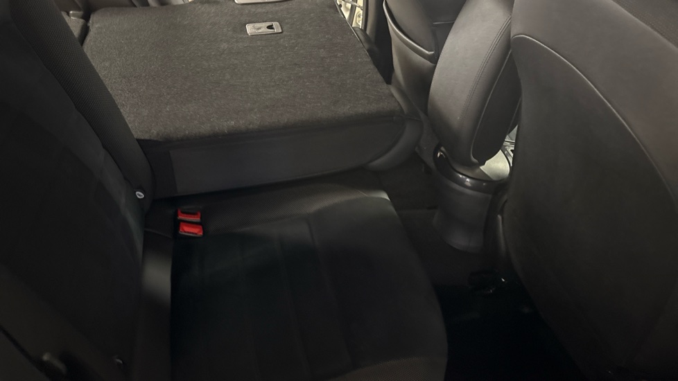 Nissan Juke 1.6 N-Connecta 5dr Xtronic Petrol Hatchback - Image 59