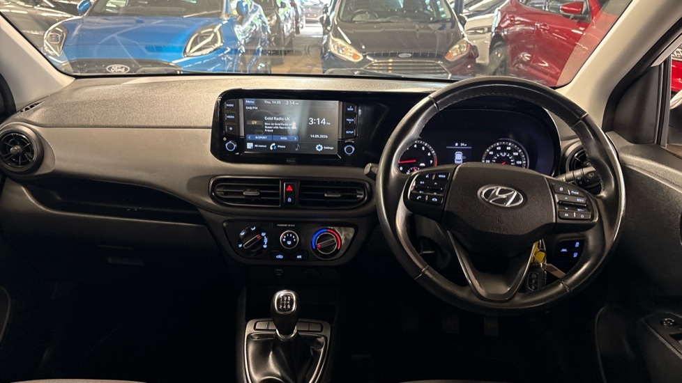 Hyundai i10 1.0 MPi SE Connect 5dr Petrol Hatchback - Image 10